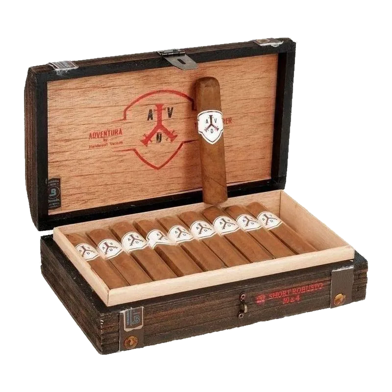 ADVentura The Explorer Short Robusto