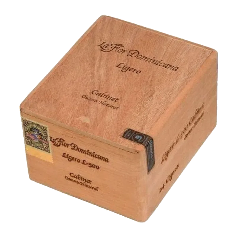 La Flor Dominicana Ligero L300